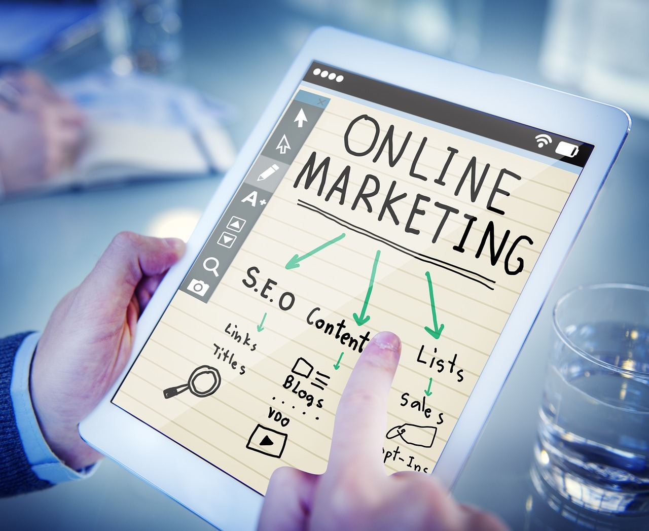 Why You Should Choose A Full-Service Company For Online Marketing ?